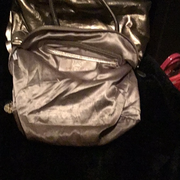 Big Budda Pewter toned purse. - Picture 4 of 4